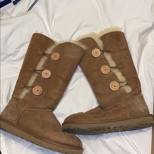 Bailey Button Ugg’s